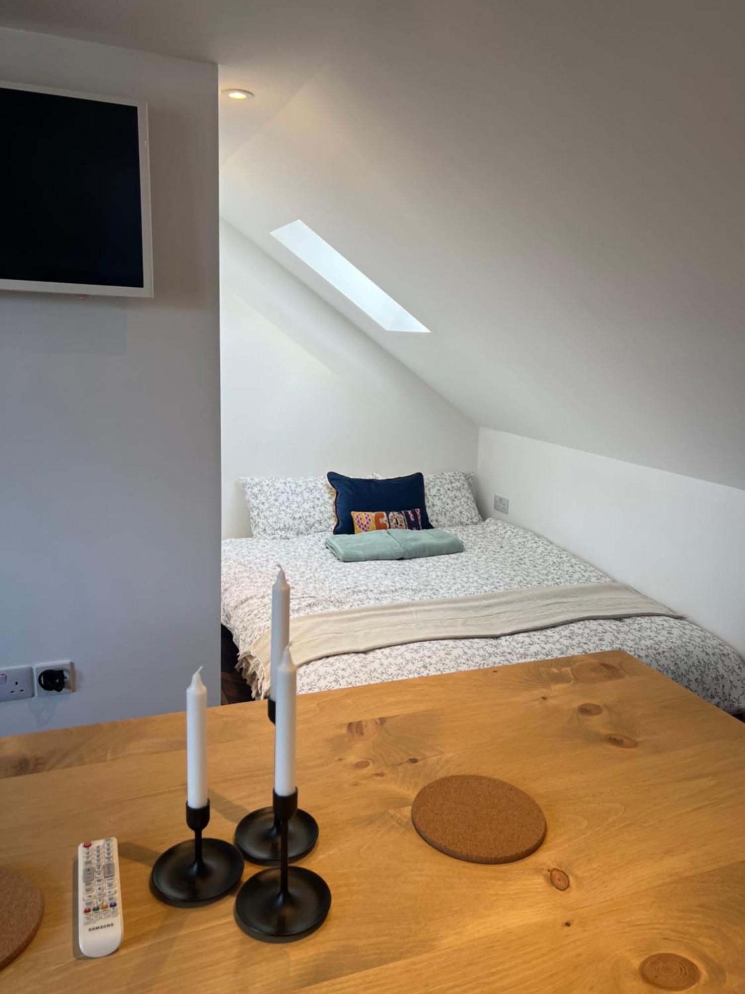 Spacious Battersea Rooms And Apartments London Exterior photo
